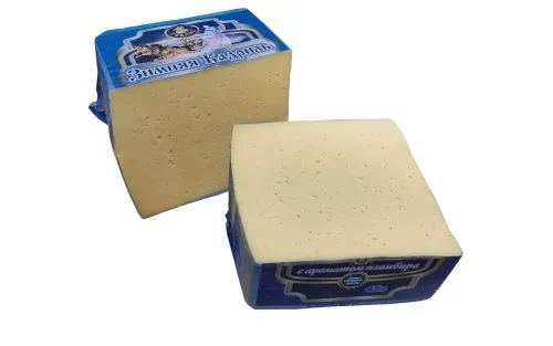 Сыр полутвердый "Зимняя кадриль", со вкусом пломбира, 45%