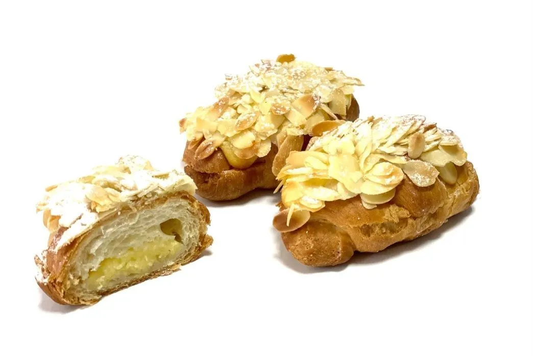 Круассан мини, "Французский", с ванильно-миндальной начинкой, вес.